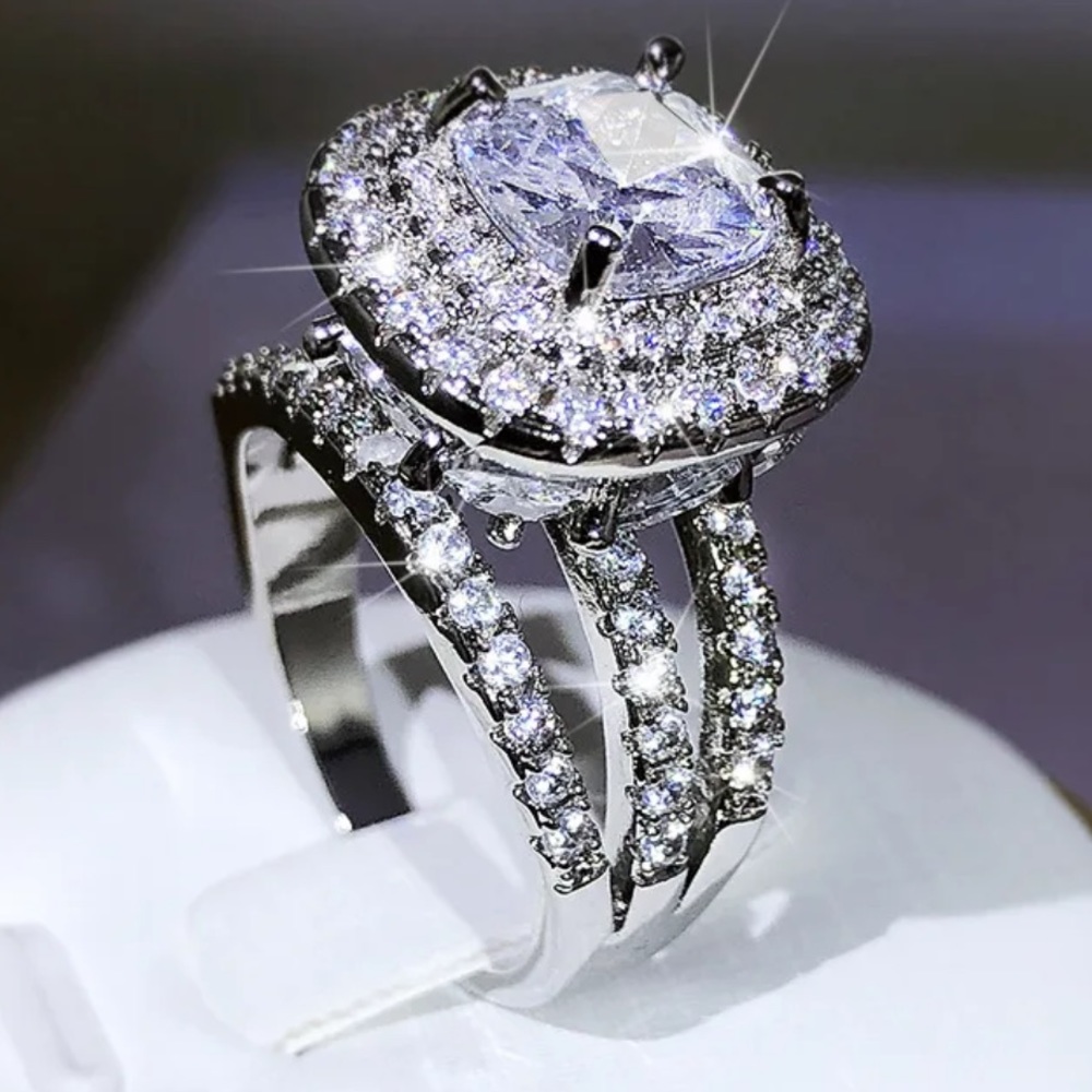Sterling Silver Luxury Engagement Ring